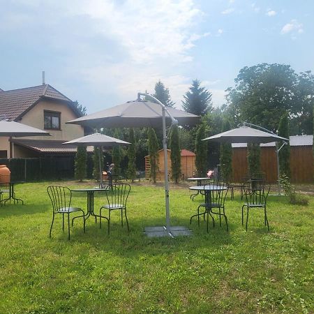 The Castle Suites & Apartment - Free Parking - (Adults Only) Cracovia Esterno foto