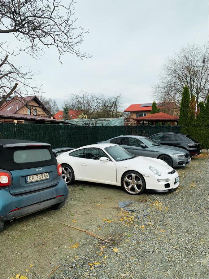 The Castle Suites & Apartment - Free Parking - (Adults Only) Cracovia Esterno foto