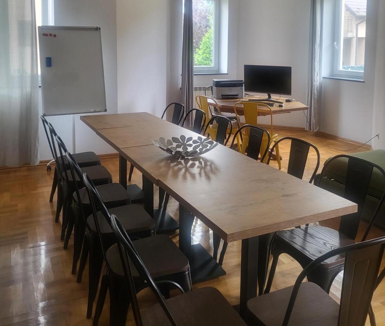 The Castle Suites & Apartment - Free Parking - (Adults Only) Cracovia Esterno foto