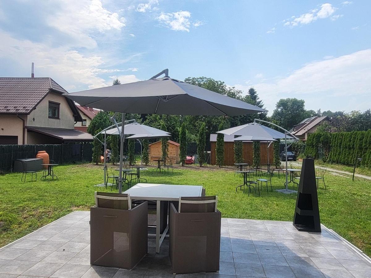 The Castle Suites & Apartment - Free Parking - (Adults Only) Cracovia Esterno foto